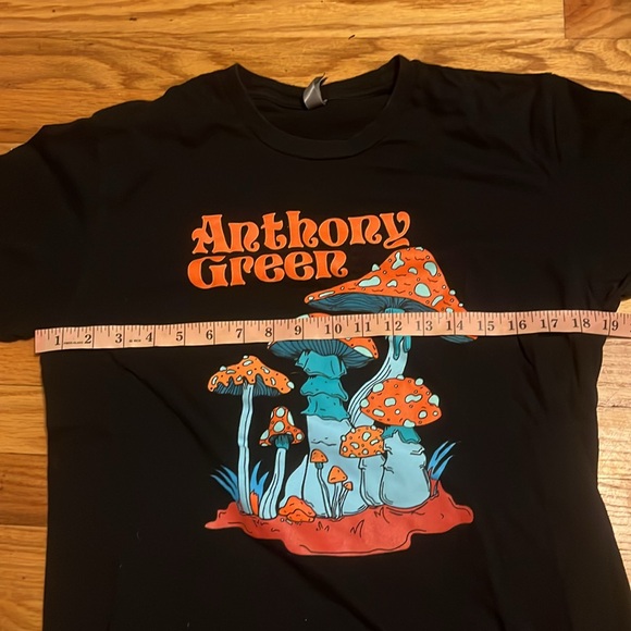 Anthony Green mushroom 🍄 tee - Picture 3 of 3